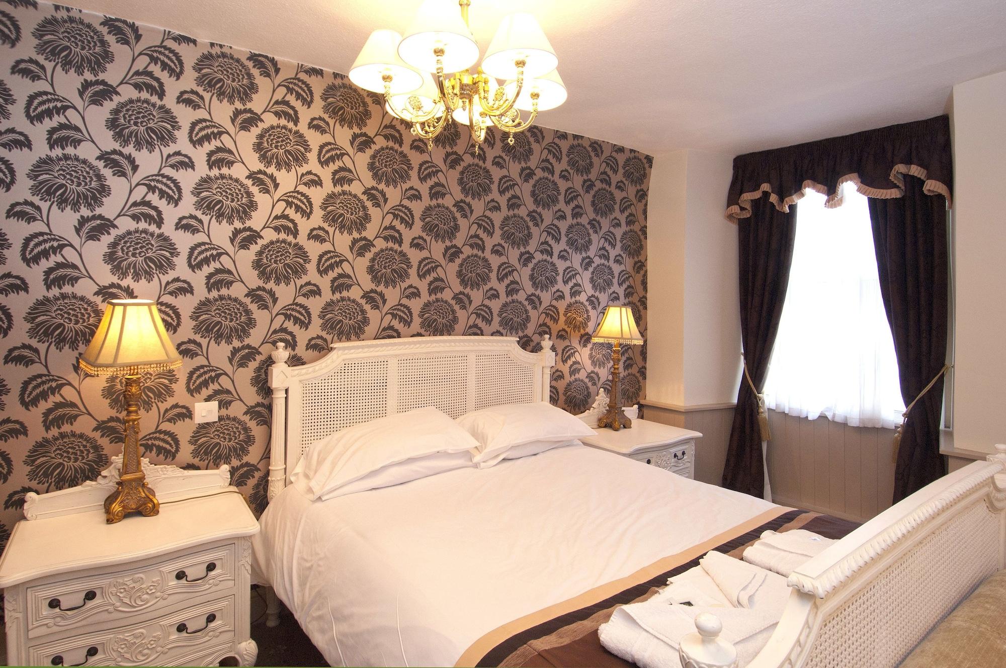 The Old Crown Coaching Inn Swindon Esterno foto